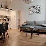 By\'S Home