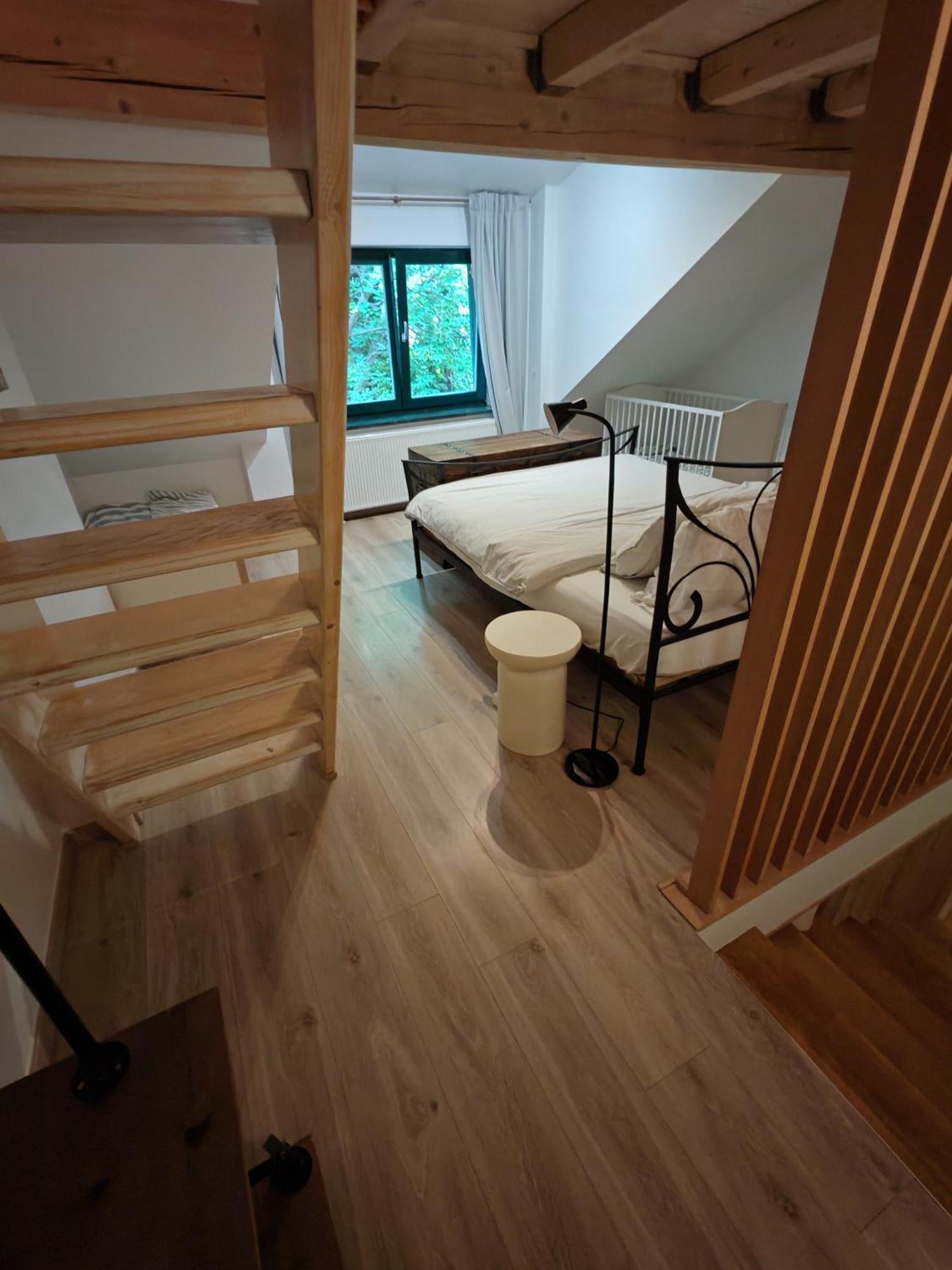 Apartment By's *